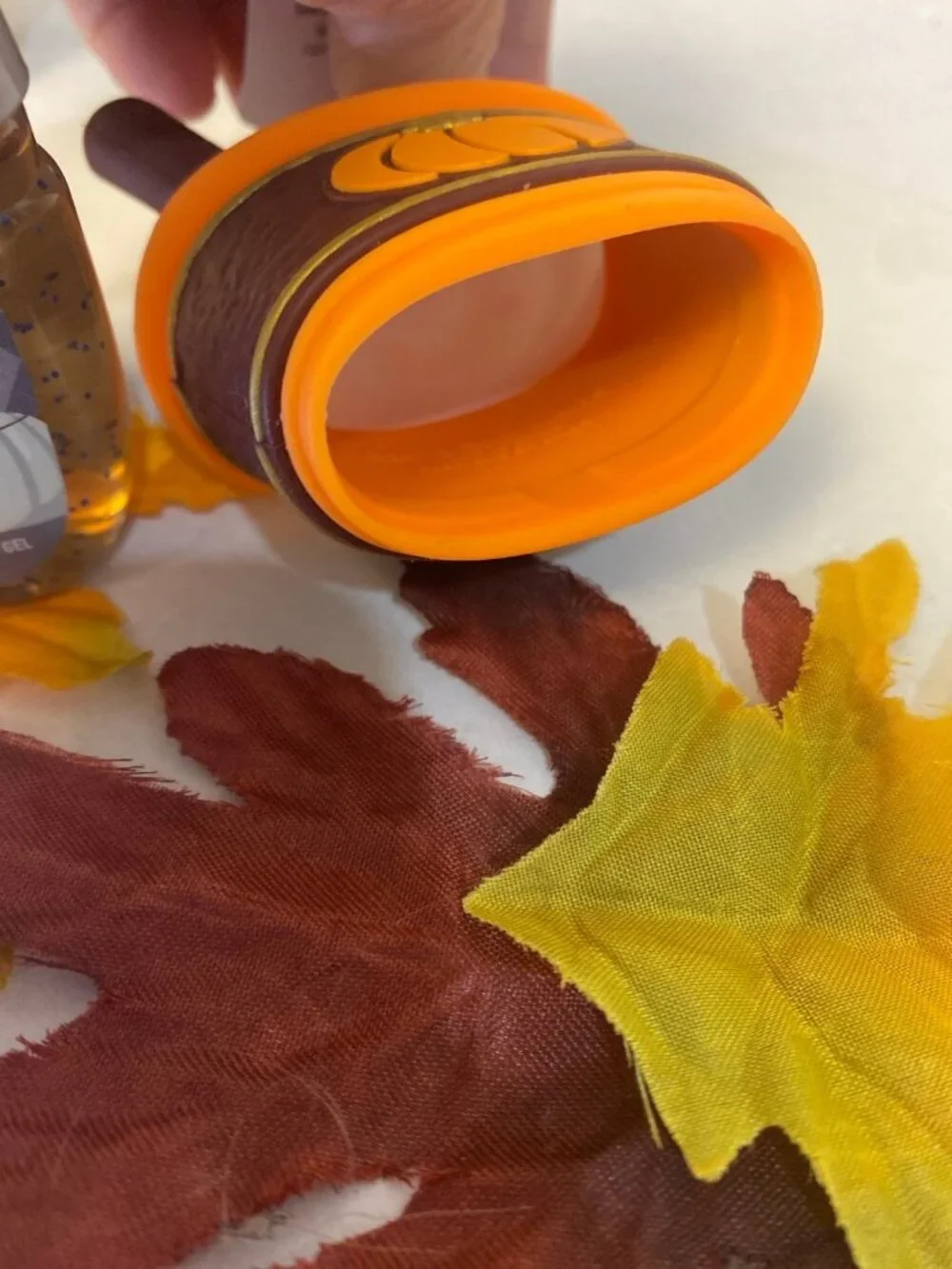 NWT “Marshmallow Pumpkin Latte” Pocket Bacs Hand Sanitizer & Pumpkin Holder BBW